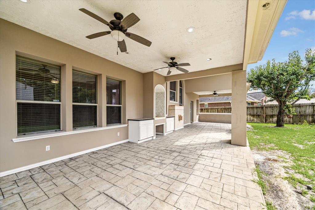 13822 Blue Vista Drive, Sugar Land, Texas image 30