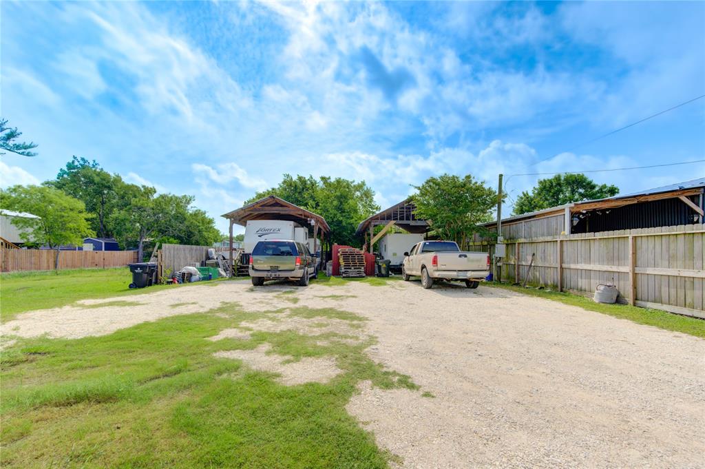 1001 12th Street, Dickinson, Texas image 10