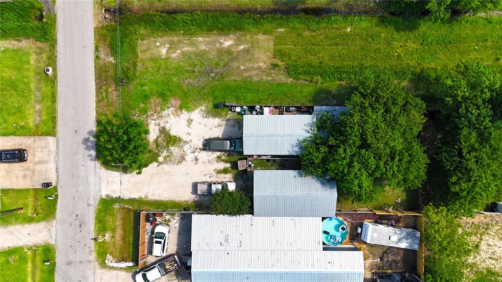 1001 12th Street, Dickinson, Texas image 21