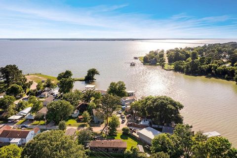 A home in Onalaska