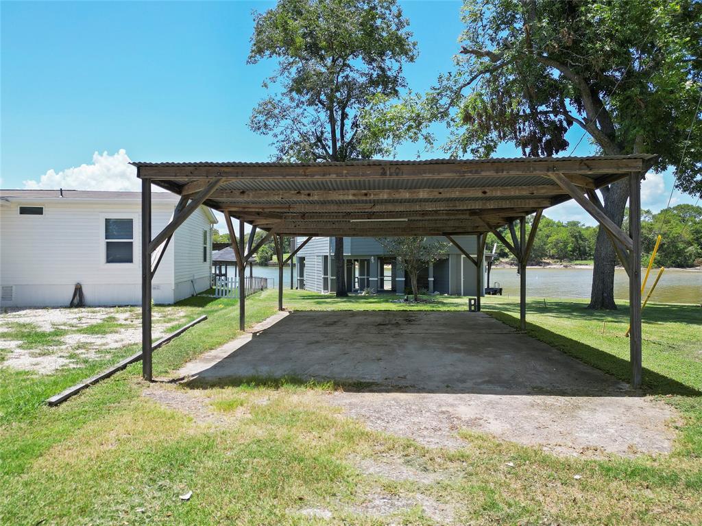 210 W Lakeview Wood, Onalaska, Texas image 5