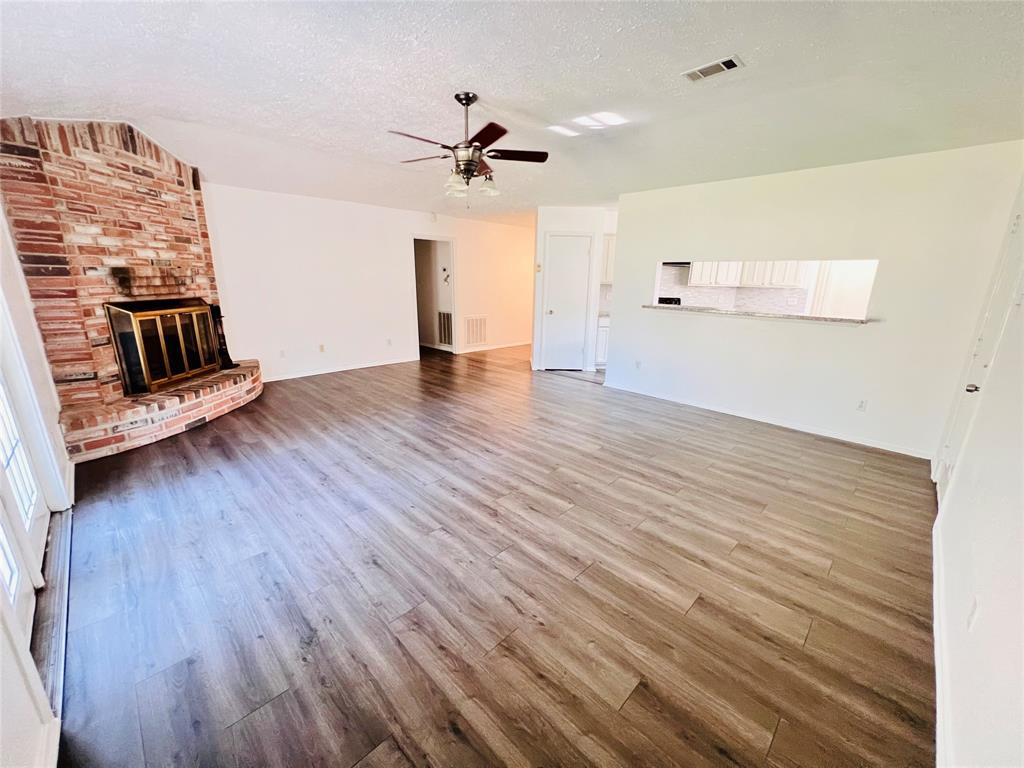 22215 Springgate Drive, Spring, Texas image 6