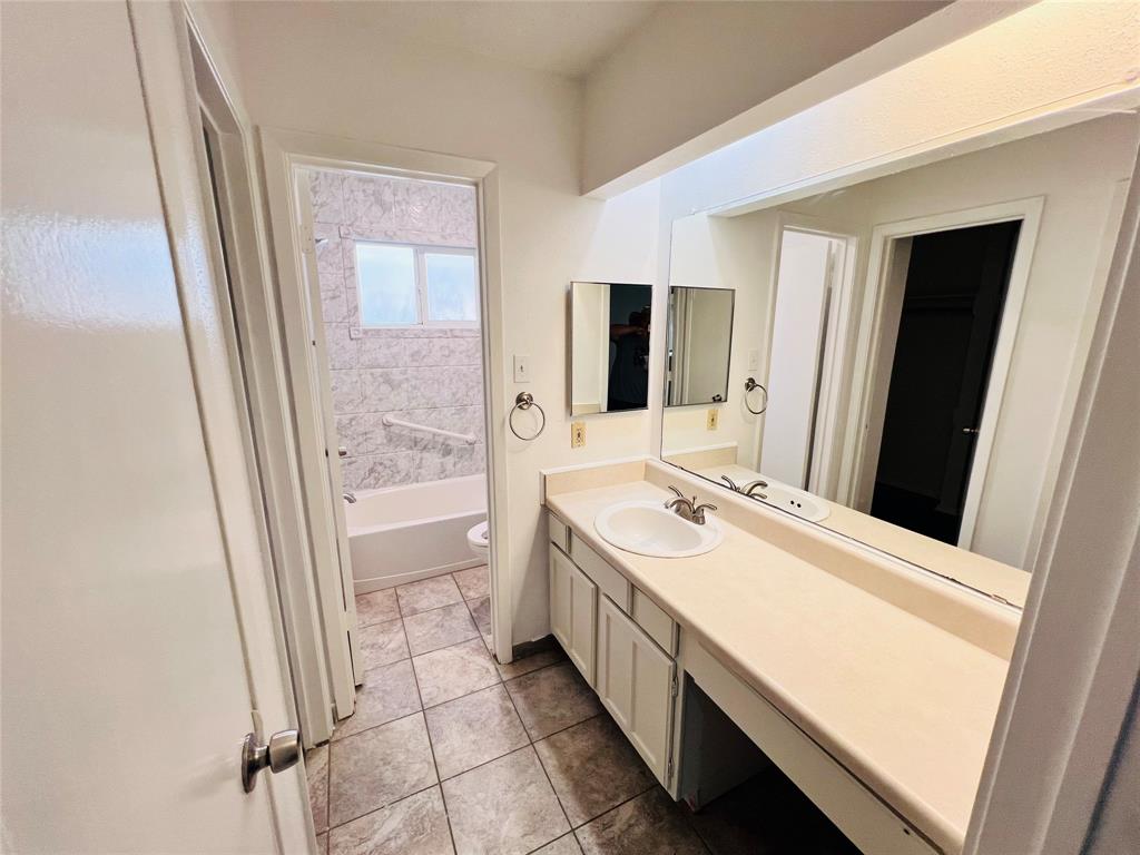 22215 Springgate Drive, Spring, Texas image 14