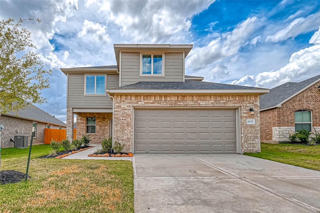 5819 Capri Forest Drive, Katy, Texas image 1