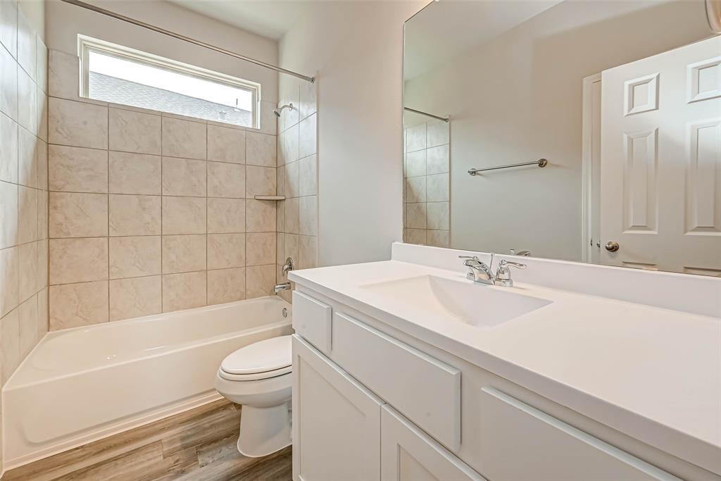 5819 Capri Forest Drive, Katy, Texas image 18