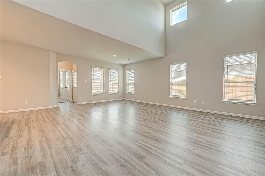 5819 Capri Forest Drive, Katy, Texas image 4