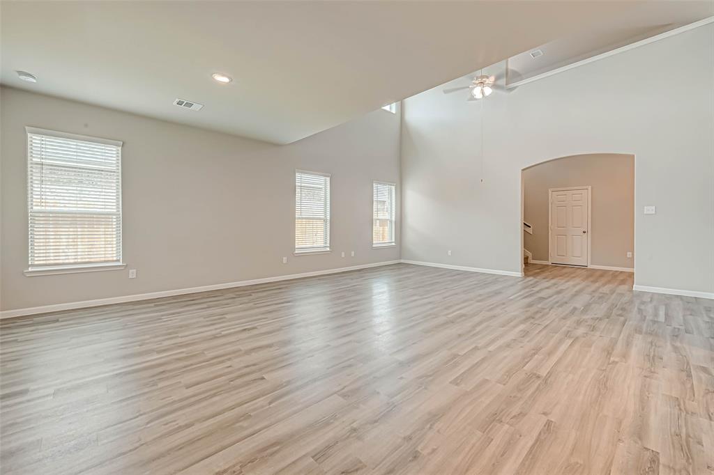 5819 Capri Forest Drive, Katy, Texas image 7