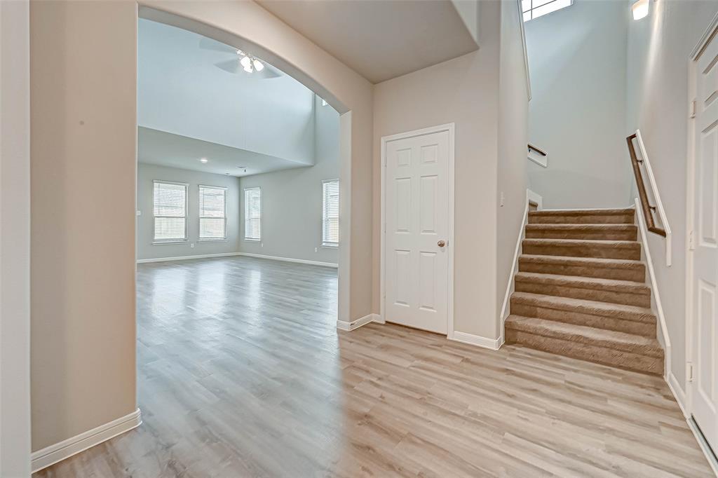 5819 Capri Forest Drive, Katy, Texas image 3