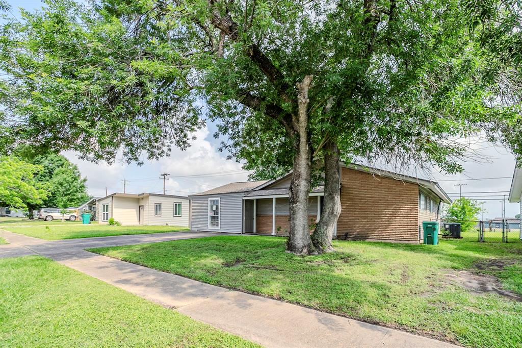 3705 Crawford Drive, Pasadena, Texas image 2