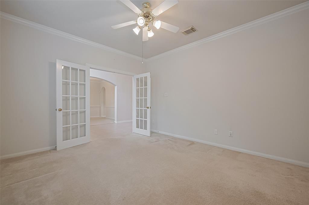 2105 Sentore Court, Pearland, Texas image 8