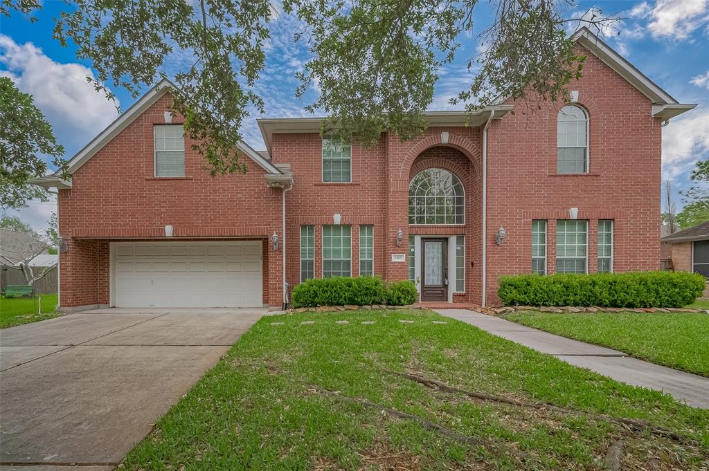 2105 Sentore Court, Pearland, Texas image 1