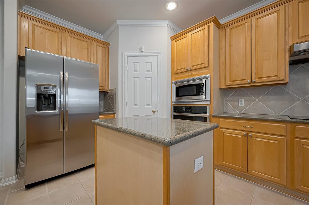 2105 Sentore Court, Pearland, Texas image 17
