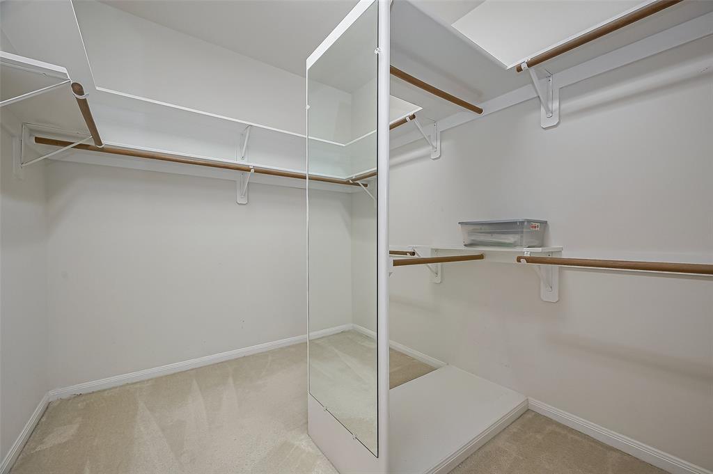 2105 Sentore Court, Pearland, Texas image 35