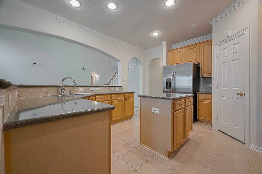 2105 Sentore Court, Pearland, Texas image 19
