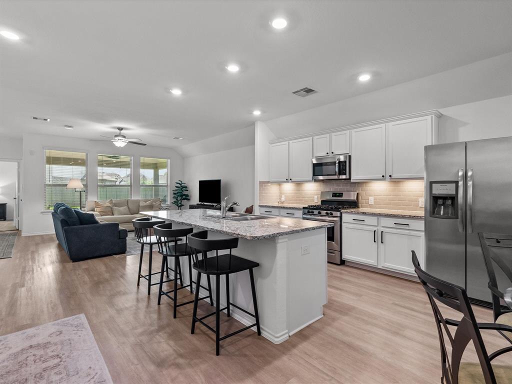 1824 Oakdale Mist Drive