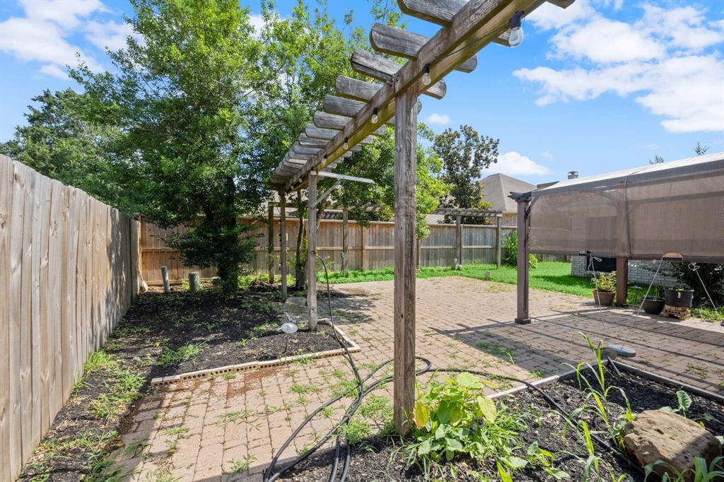 11722 Gray Forest Trail, Tomball, Texas image 26