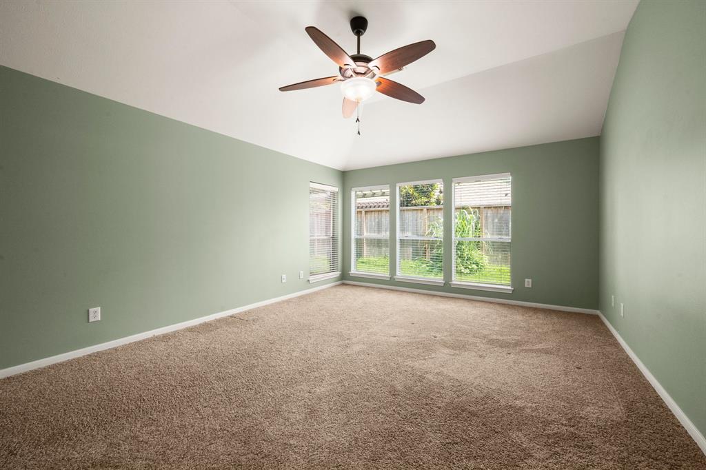 11722 Gray Forest Trail, Tomball, Texas image 17