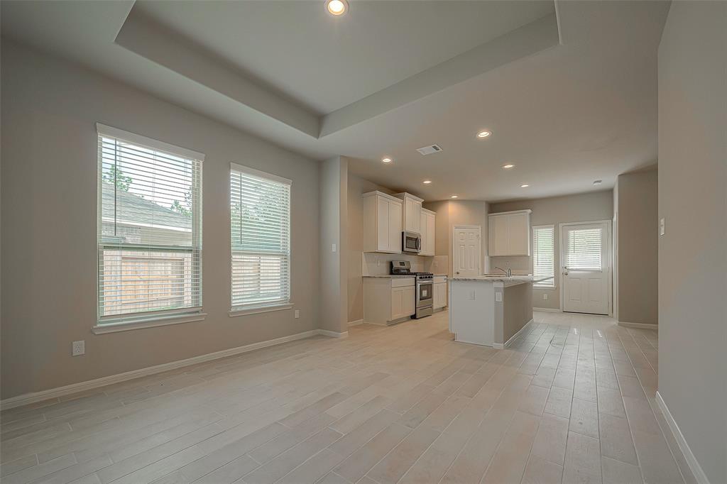 10123 Gold Finch Run, Magnolia, Texas image 7