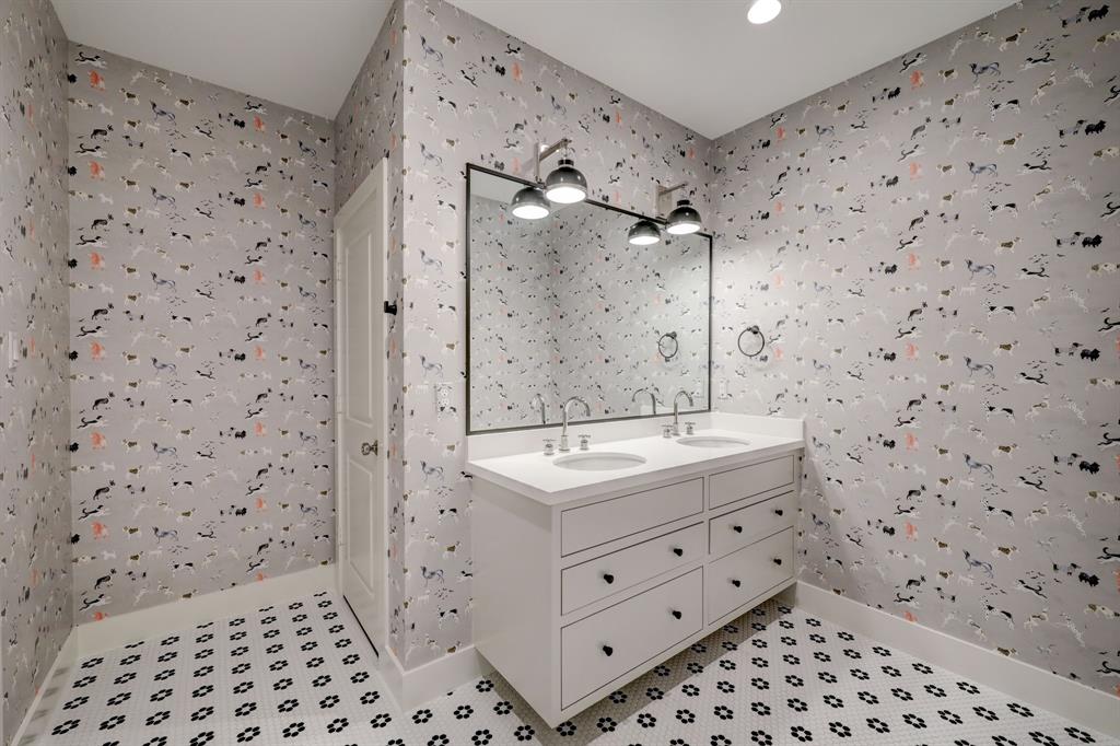 1701 Chantilly Lane, Houston, Texas image 26