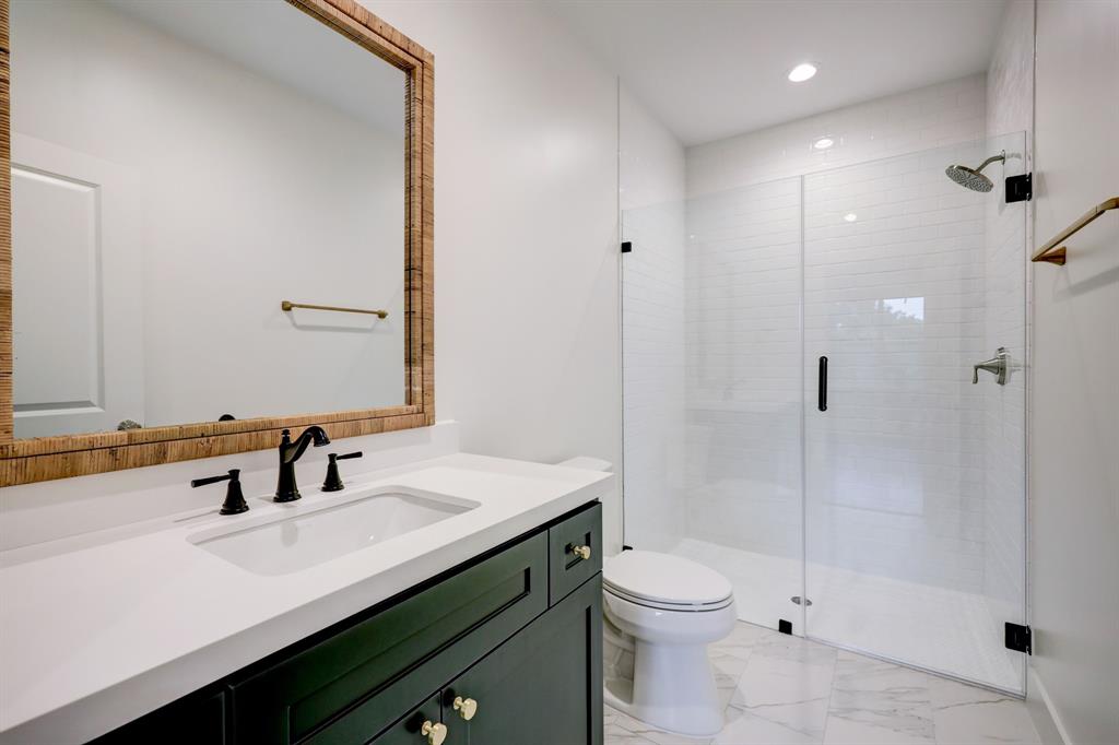 1701 Chantilly Lane, Houston, Texas image 22