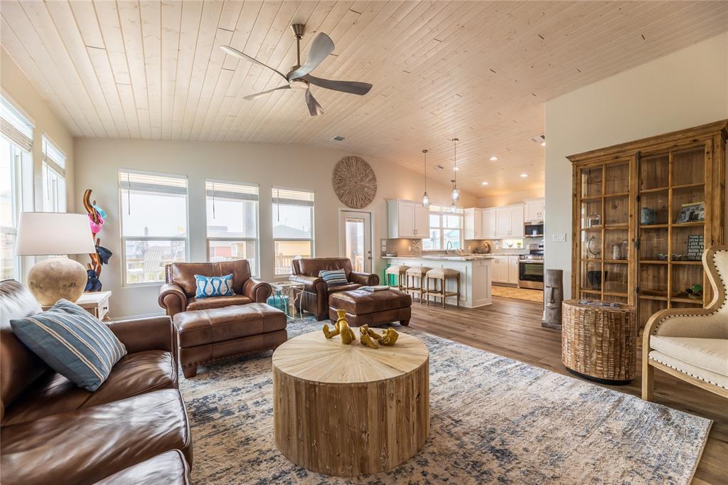 778 Wommack Dr Dr, Crystal Beach, Texas image 15