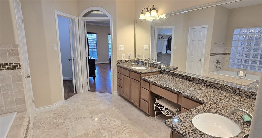 1017 Stanford Street, Houston, Texas image 32