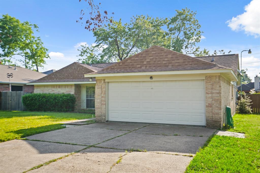 5506 Alpine Heights, Porter, Texas image 3
