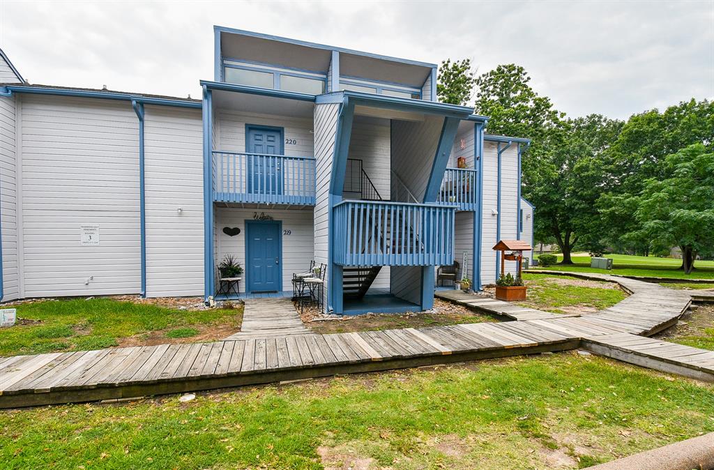 13151 Walden Road #220, Montgomery, Texas image 2