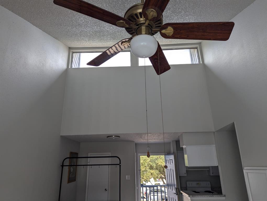 13151 Walden Road #220, Montgomery, Texas image 6
