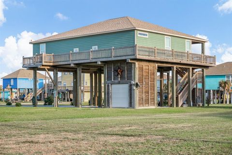 A home in Port Bolivar