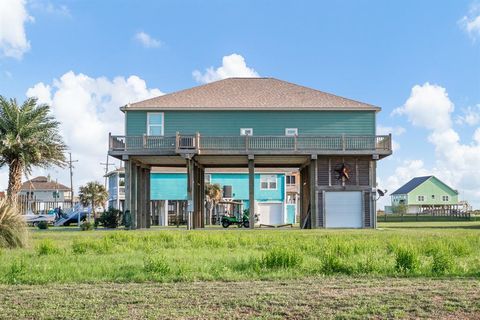 A home in Port Bolivar