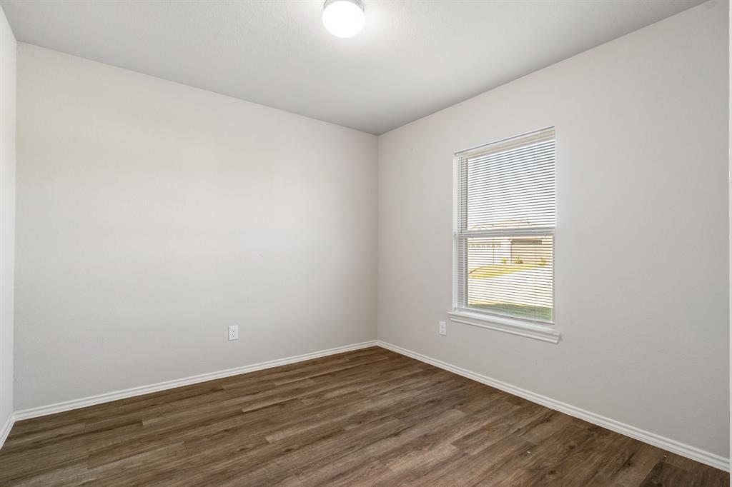 194 Bellewood Manor Drive, Magnolia, Texas image 7