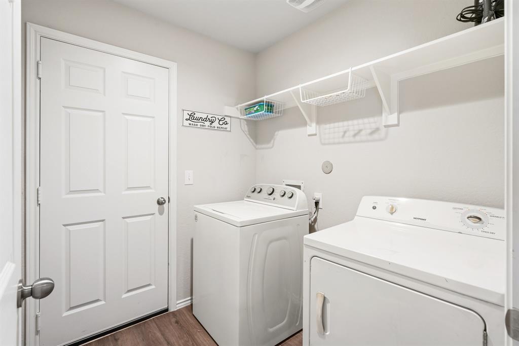 194 Bellewood Manor Drive, Magnolia, Texas image 30