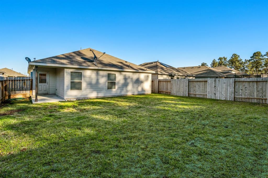 194 Bellewood Manor Drive, Magnolia, Texas image 32