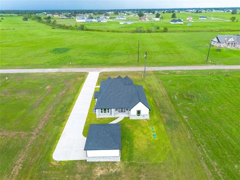 A home in Angleton