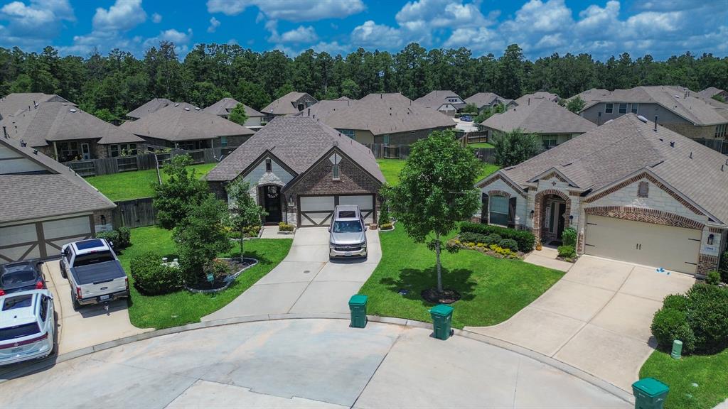 2900 Green Ash Court, Conroe, Texas image 2