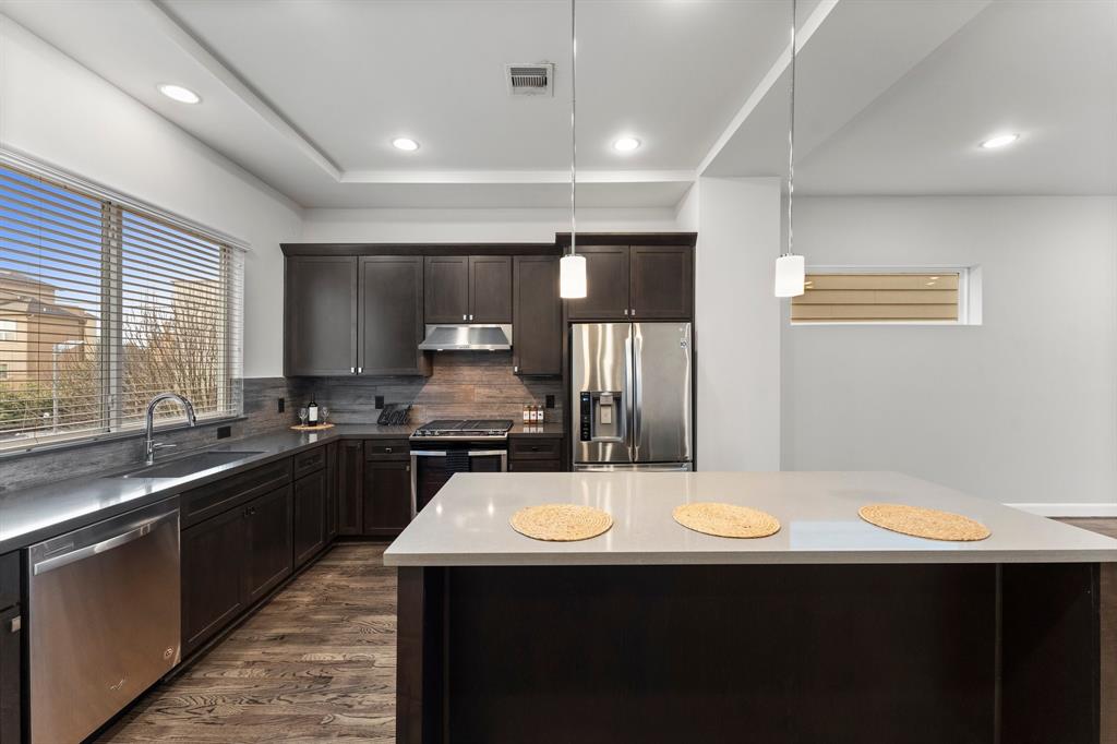 336 Eado Park Circle, Houston, Texas image 11
