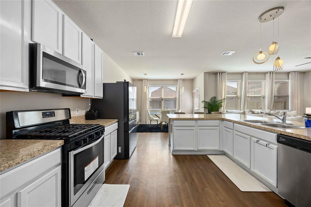 3730 Giorgio Pastel Place, Katy, Texas image 10