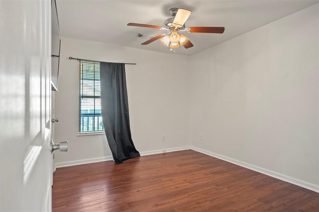 11 Highland Drive, Hitchcock, Texas image 10