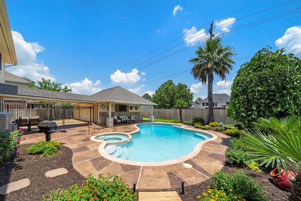 20306 Silverwood Trail, Cypress, Texas image 5