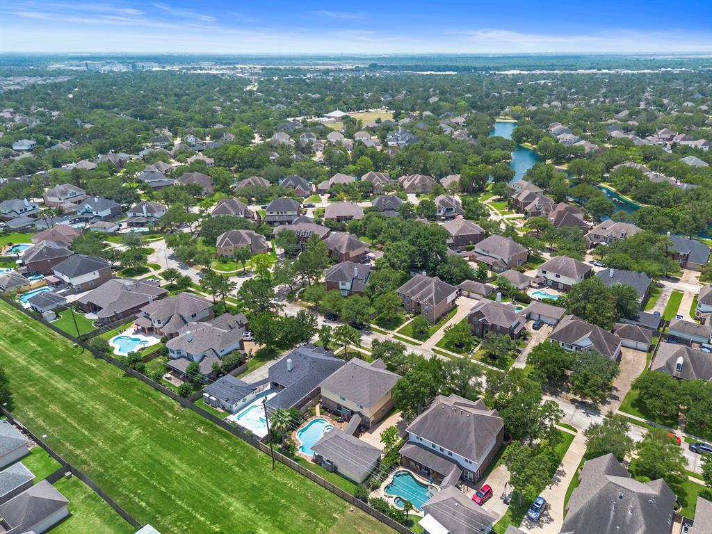 20306 Silverwood Trail, Cypress, Texas image 38