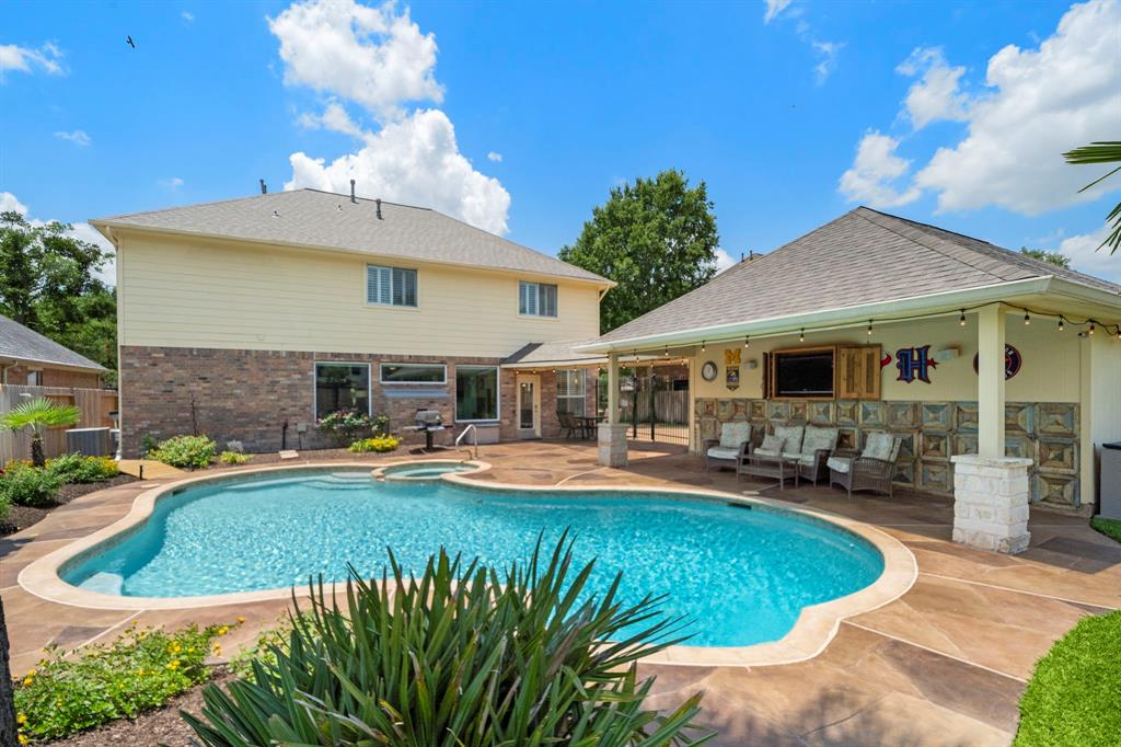 20306 Silverwood Trail, Cypress, Texas image 4