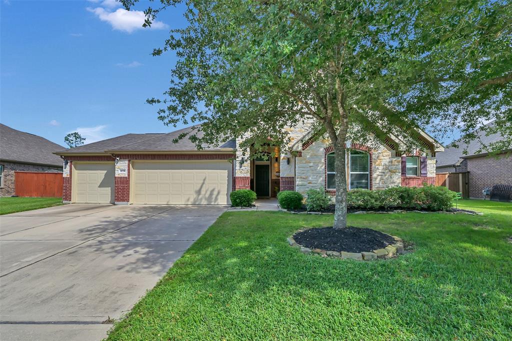 10718 Winding Green Drive, Humble, Texas image 1