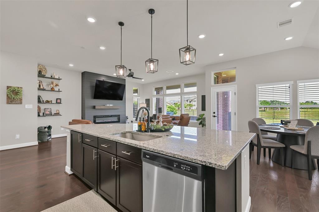 10718 Winding Green Drive, Humble, Texas image 29