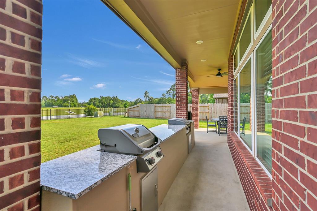 10718 Winding Green Drive, Humble, Texas image 13