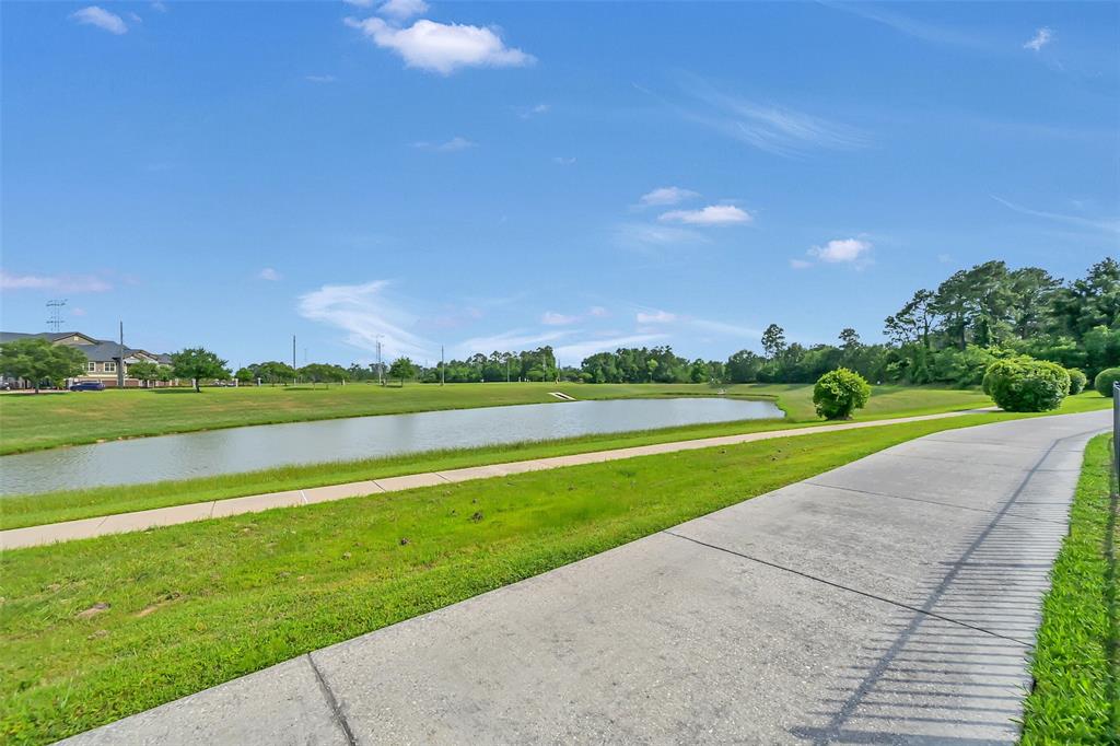 10718 Winding Green Drive, Humble, Texas image 15