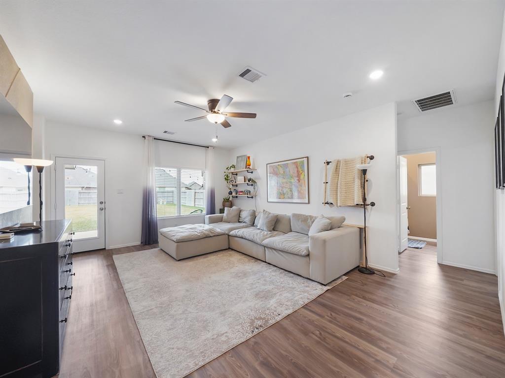 7314 Dover View Lane, Katy, Texas image 18