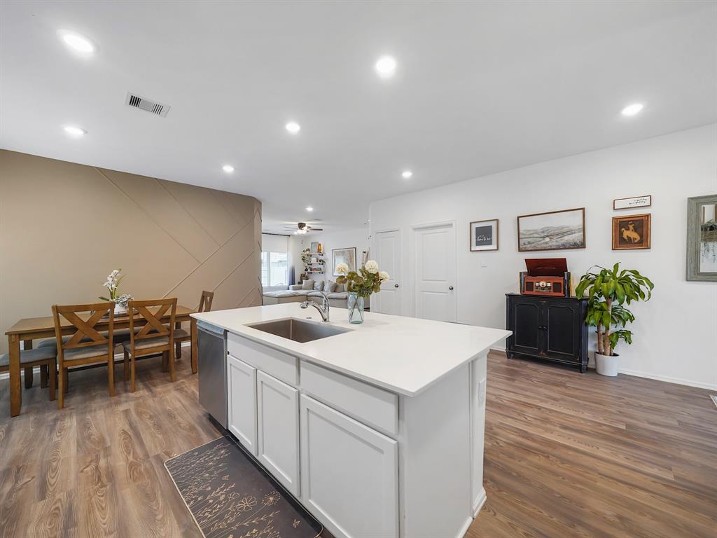 7314 Dover View Lane, Katy, Texas image 13