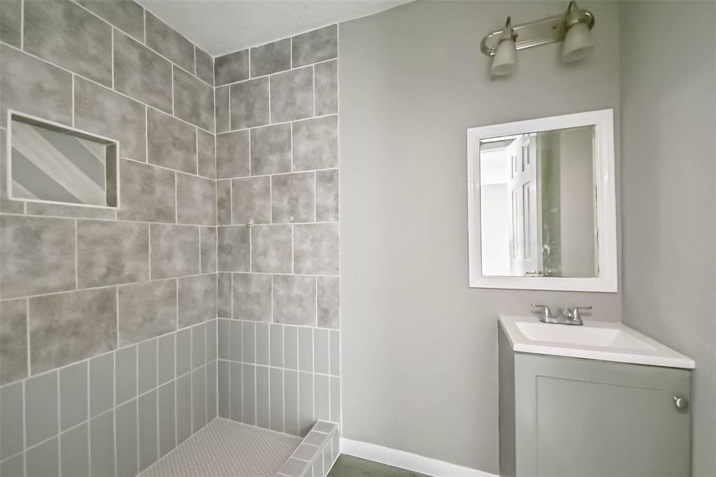 Houston, Texas 77015, United States, 2 Bedrooms Bedrooms, ,1 BathroomBathrooms,Residential,Active,153656