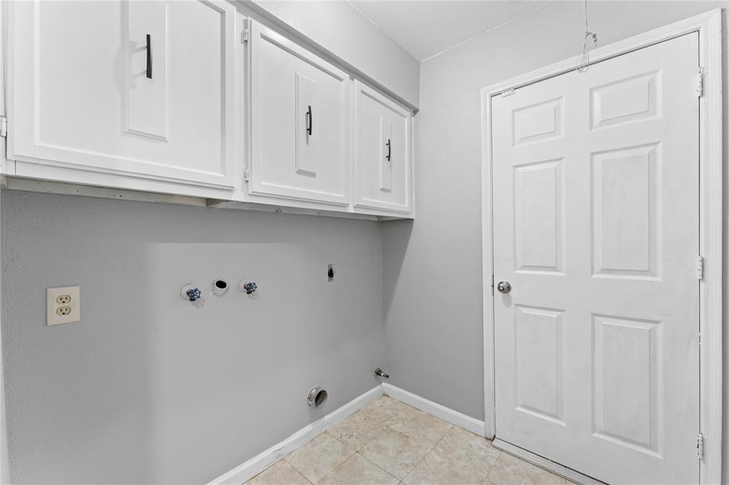 815 Pebbleshire Drive, Houston, Texas image 10